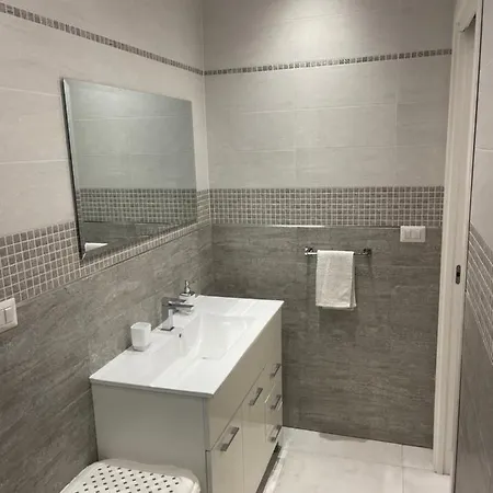 San Donato Apartment *